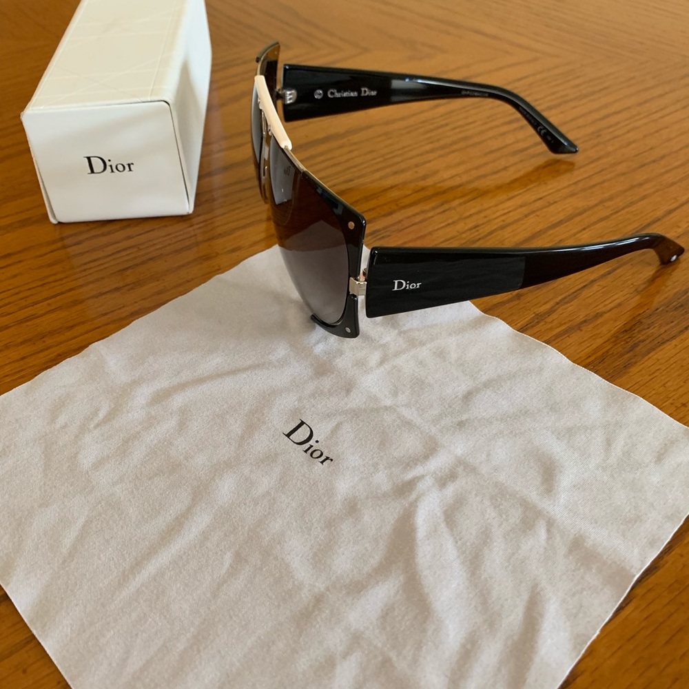 DIOR SUNGLASSES - Picture 3 of 8